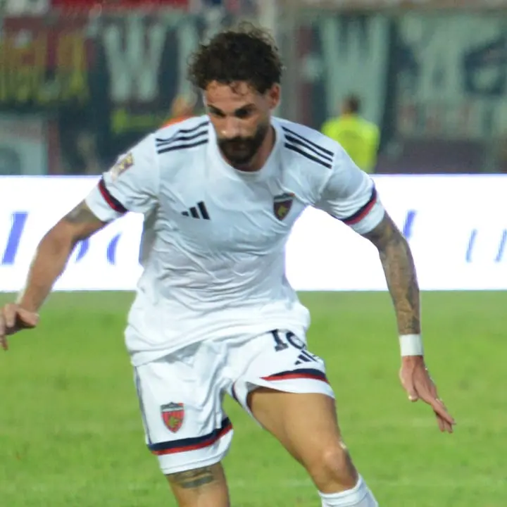 Foggia-Cosenza:\u00A0serata horror per Garritano,\u00A0Ricciardi unica luce\n