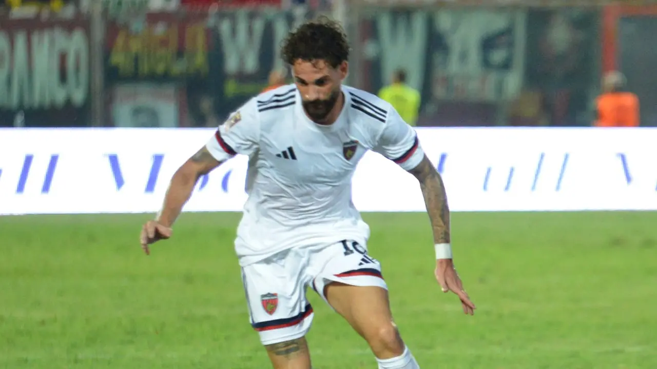 Foggia-Cosenza:\u00A0serata horror per Garritano,\u00A0Ricciardi unica luce\n