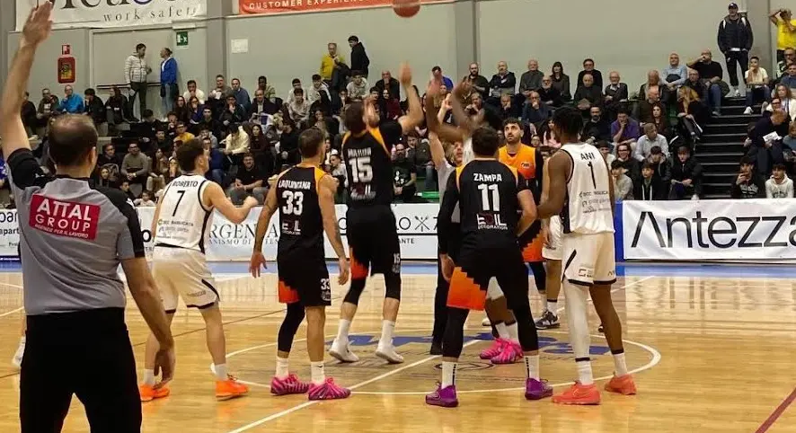 Basilicata amara per la Redel, la Virtus vince 75-71\n