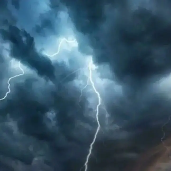 Meteo Calabria, temporali e lieve calo termico aprono la nuova settimana di agosto\n