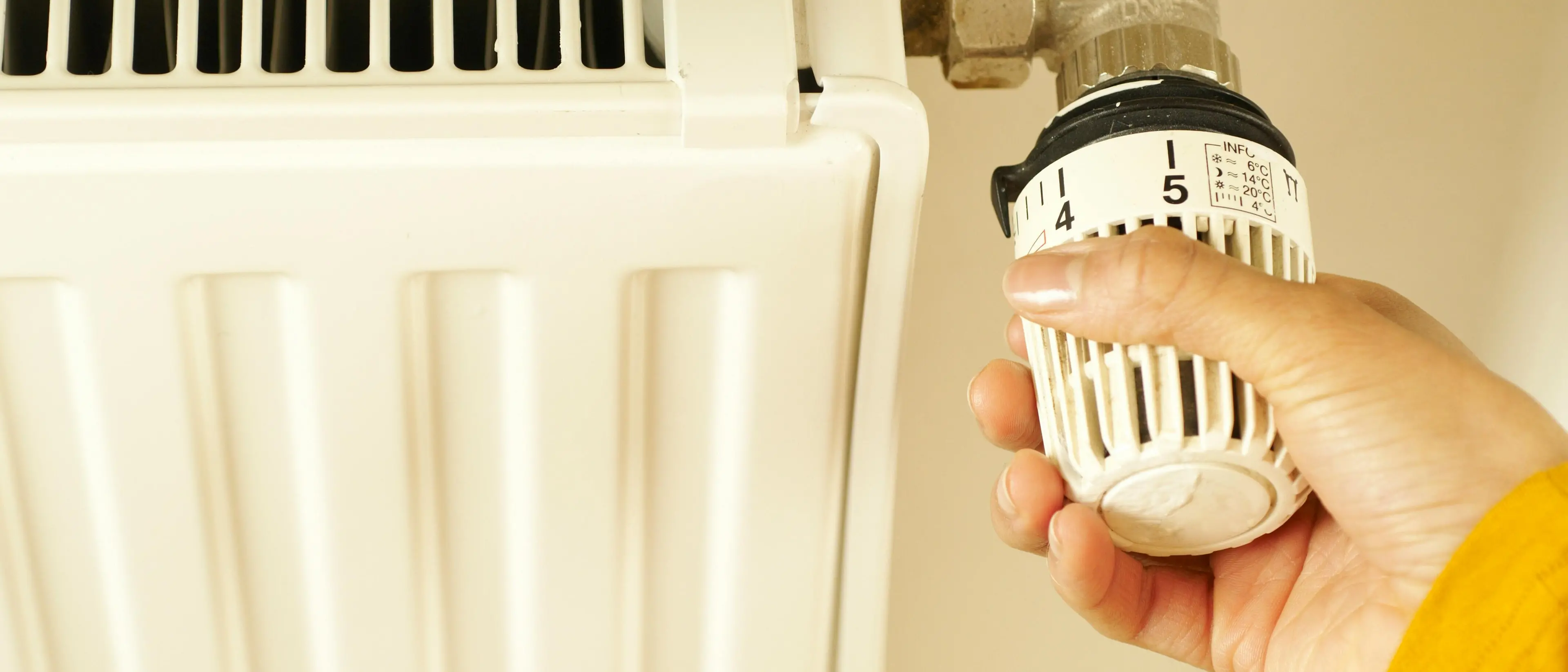 Inverno senza rincari per le bollette, prezzi del gas in calo: stimati risparmi\u00A0fino a 354 euro a famiglia