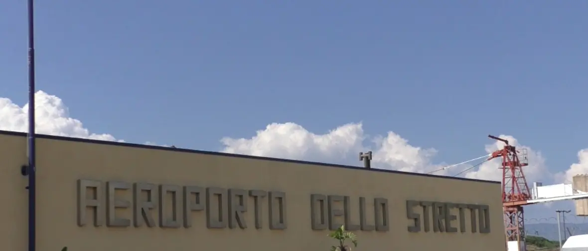 All’aeroporto di Reggio quasi 900mila passeggeri in 11 mesi, Cannizzaro: «Record grazie al lavoro di Occhiuto»