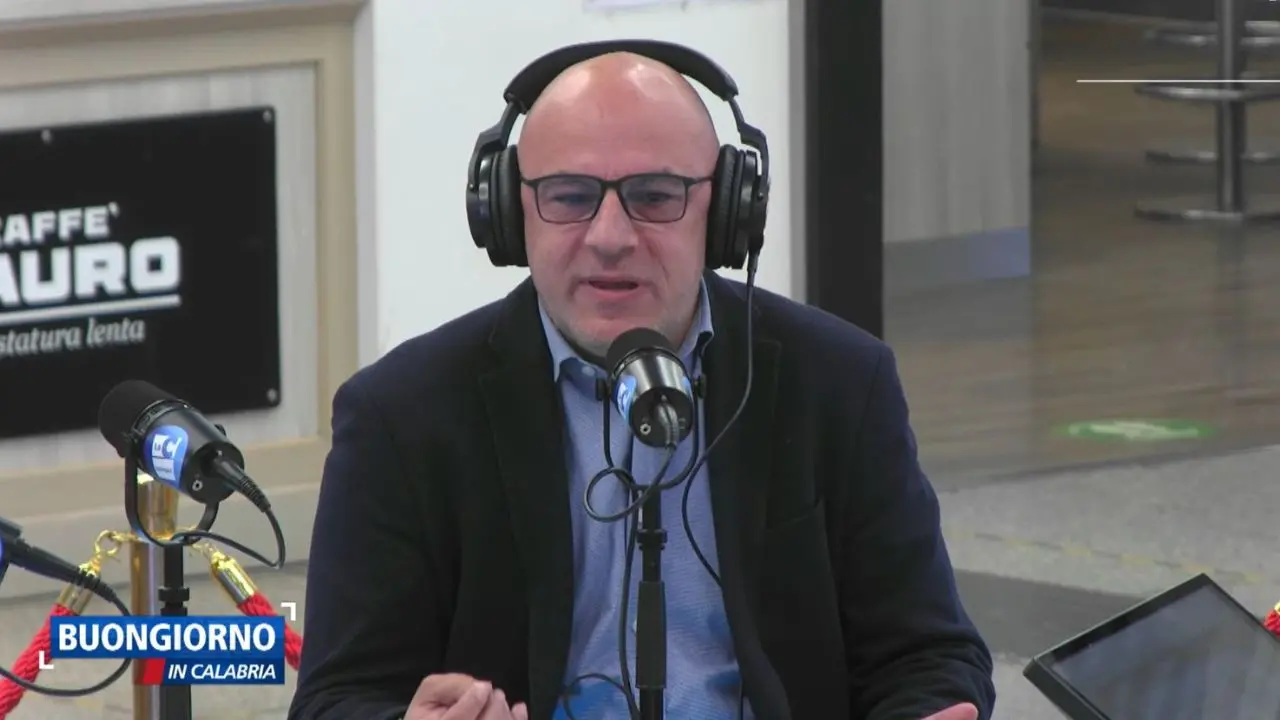 <p>Il consigliere regionale Francesco De Cicco</p>\\n