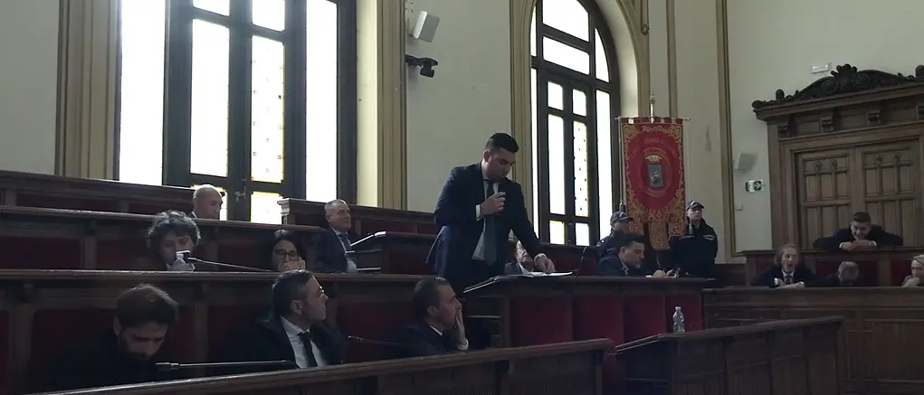 «Chi sta col sindaco?» Il centrodestra attacca: «Maggioranza in frantumi, noi in Aula per responsabilità e per le Circoscrizioni»\n