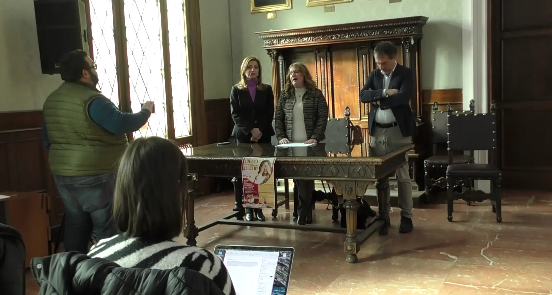 Ipovedenti sul palcoscenico del Politeama di Catanzaro per cancellare ogni pregiudizio