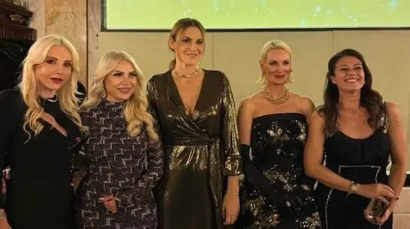 Giusy Versace premiata in occasione del Gala 'MYTHOS' a Roma\n