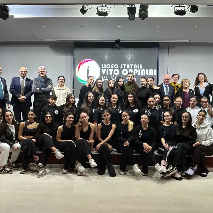 Vibo, la testimonianza della ballerina sorda Carmen Diodato emoziona gli studenti del liceo Capialbi\n