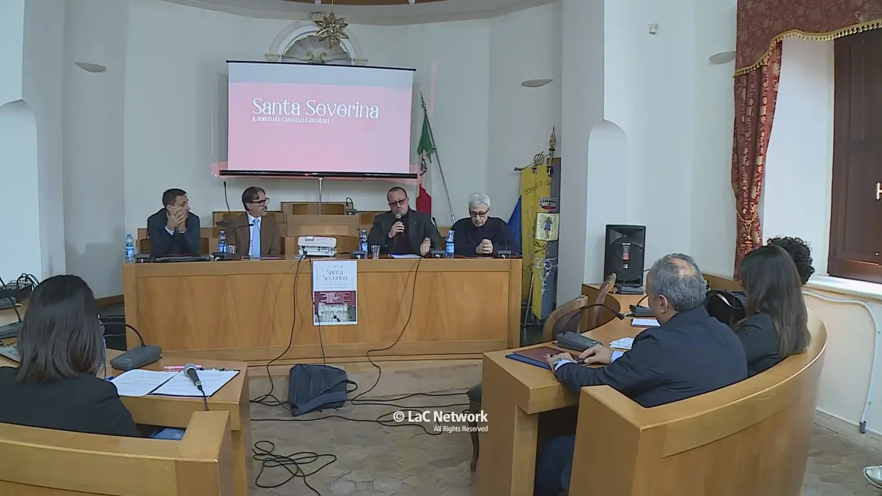 Trasformare il centro storico in una Cittadella culturale, il progetto di Santa Severina Borgo del castello e dei musei\n