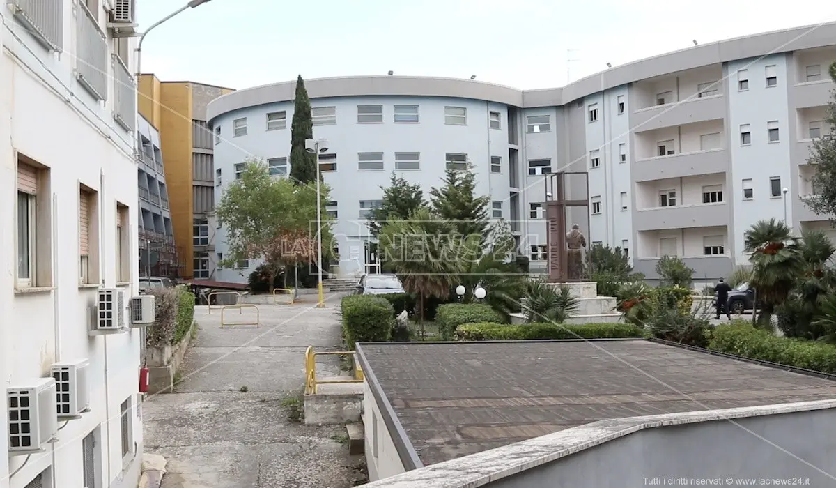 Emodinamica a Castrovillari, l’Asp interviene dopo il sit-in delle associazioni: «Nessuna ipotesi di chiusura»\n