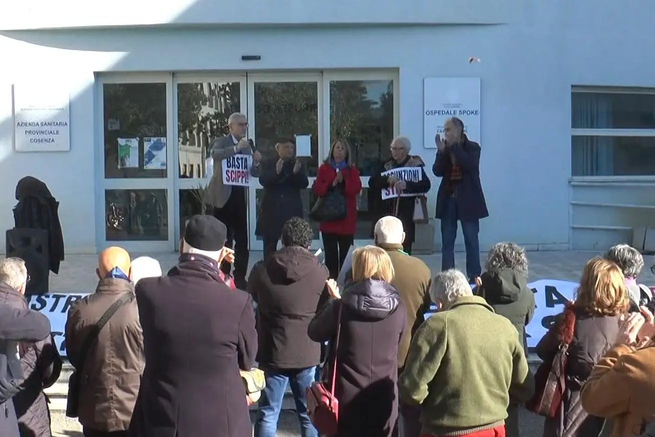 Castrovillari, l’Asp di Cosenza rassicura: «L’Emodinamica non chiude»\n