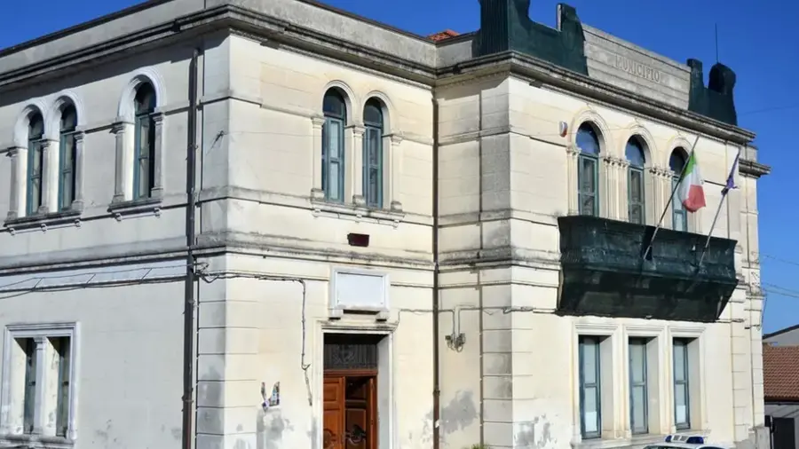 <p>Il Municipio di Cessaniti</p>\\n