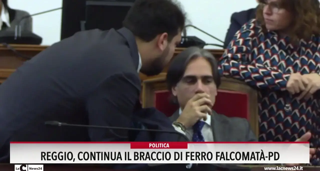 Reggio, continua il braccio di ferro Falcomata-Pd