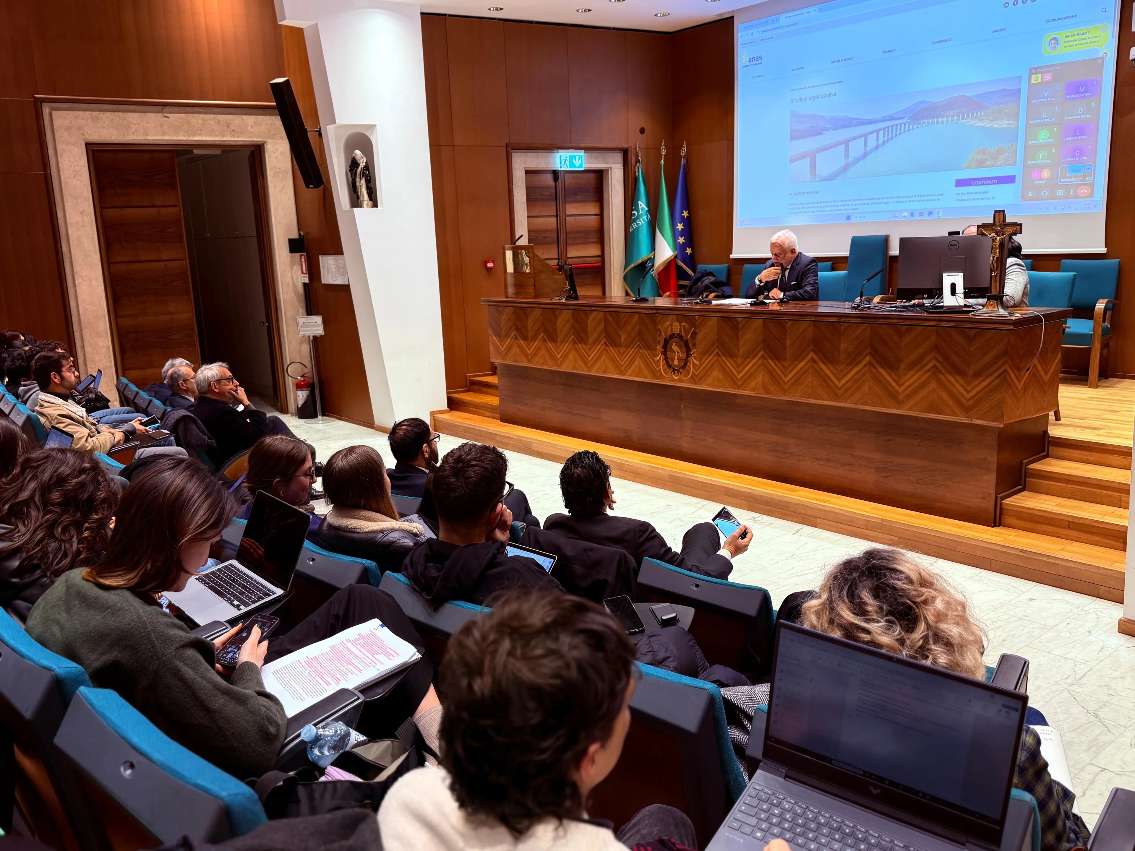 Anas annuncia oltre 900 nuove assunzioni entro il 2028\n