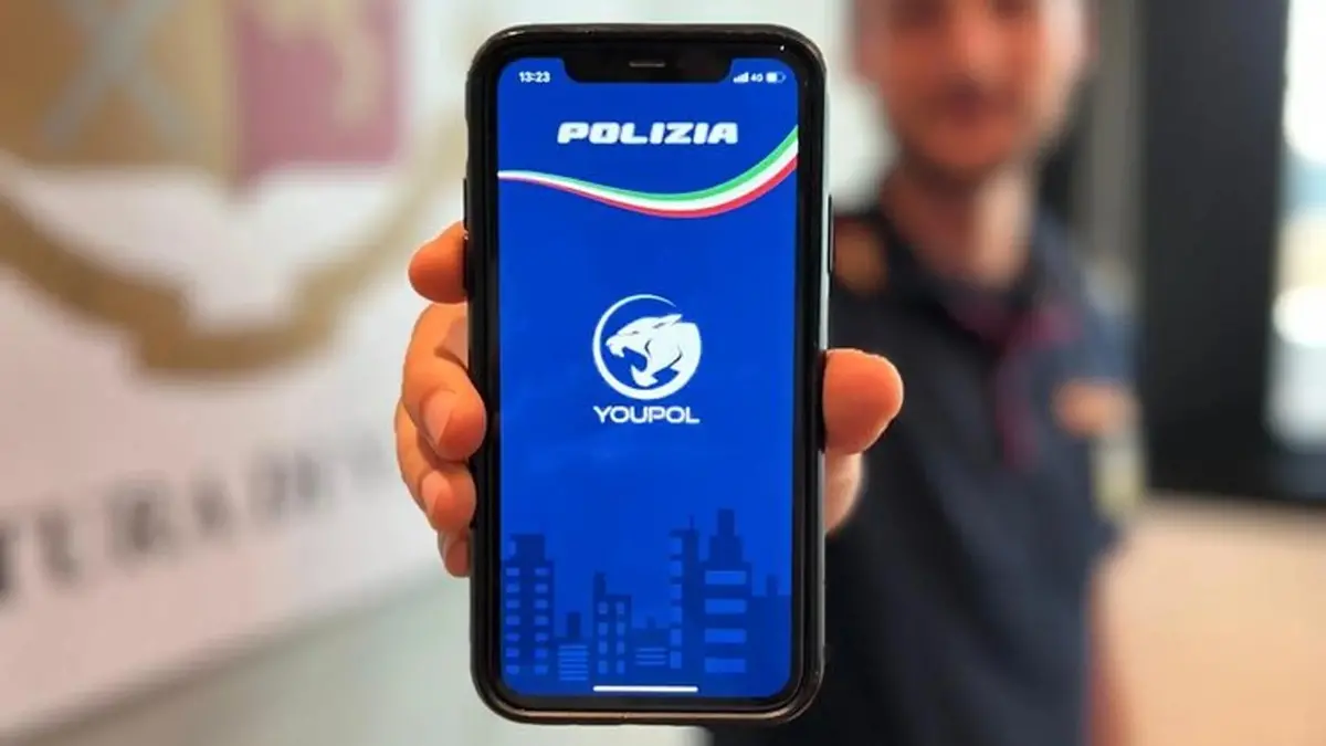 Un’app per inviare segnalazioni alla polizia, Youpol arriva anche sui treni: per indicare comportamenti sospetti o situazioni critiche\u00A0\n