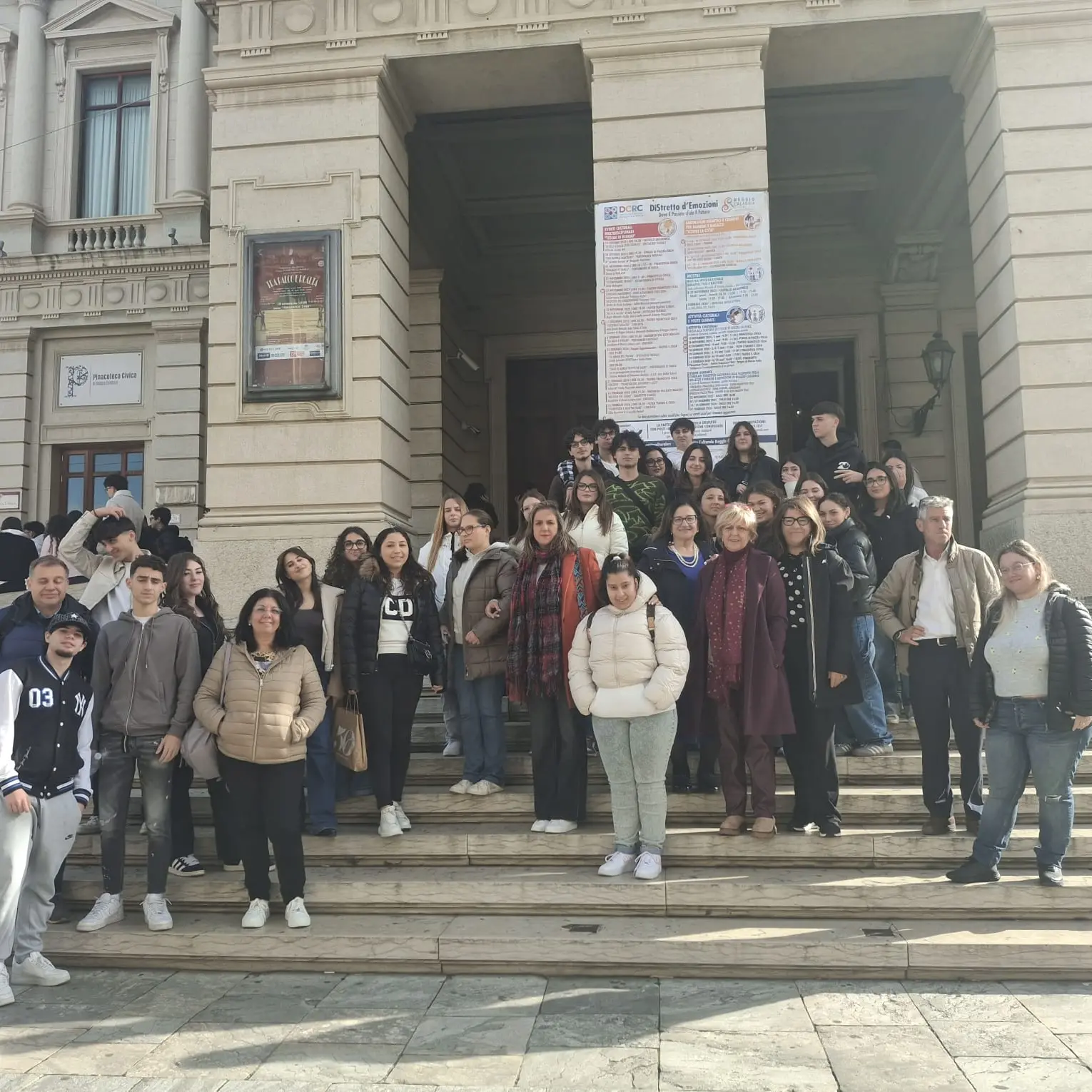 Gli studenti del Polo Liceale di Locri al Cilea per “1984”\n