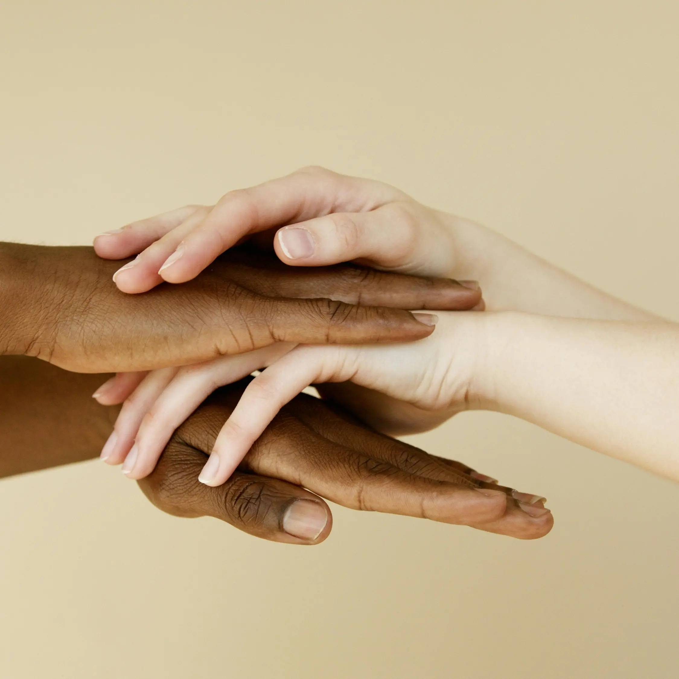 L’accoglienza come antidoto allo spopolamento: ecco perché il modello Riace andrebbe messo a sistema in Calabria\n