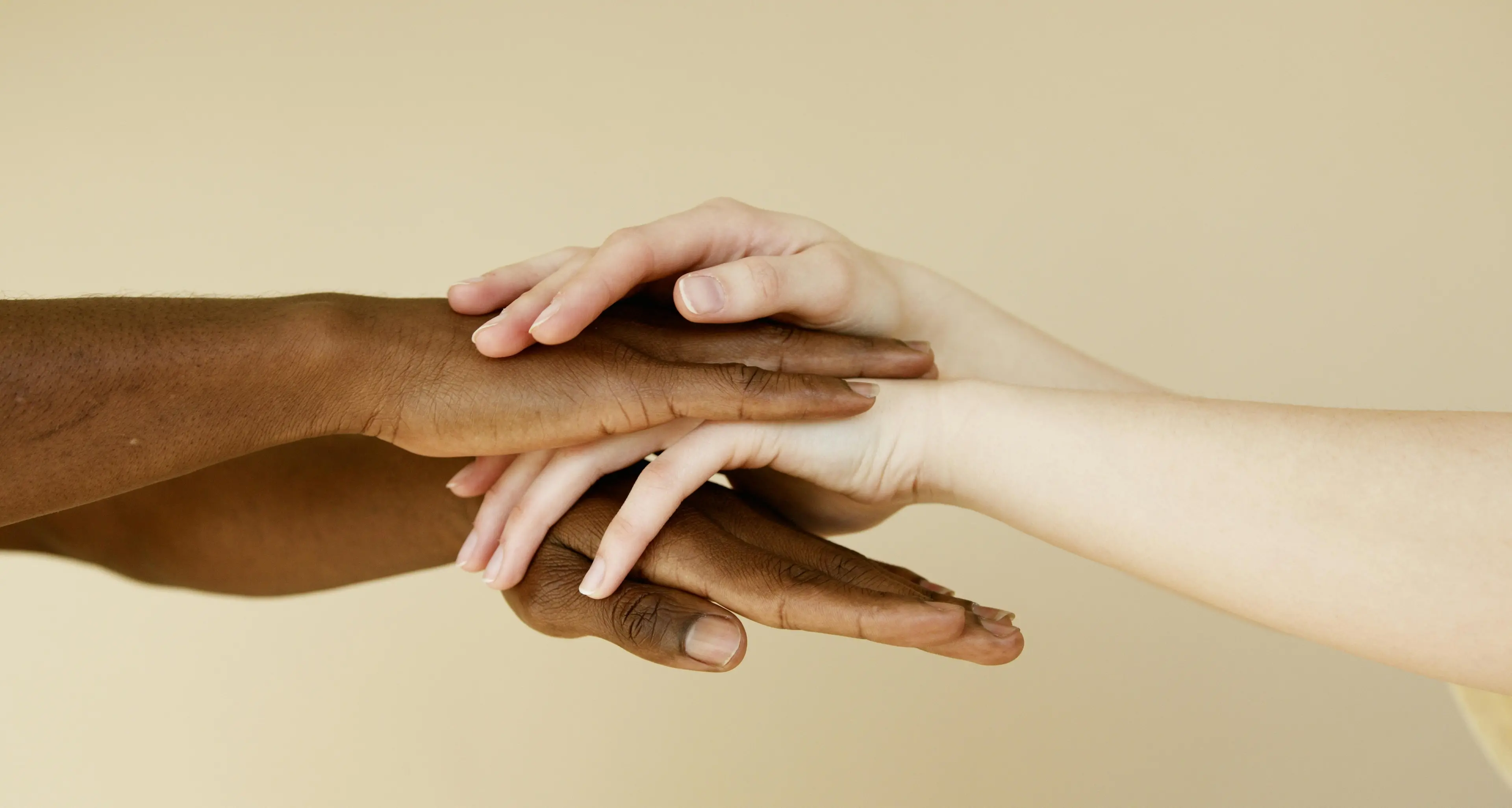 L’accoglienza come antidoto allo spopolamento: ecco perché il modello Riace andrebbe messo a sistema in Calabria\n