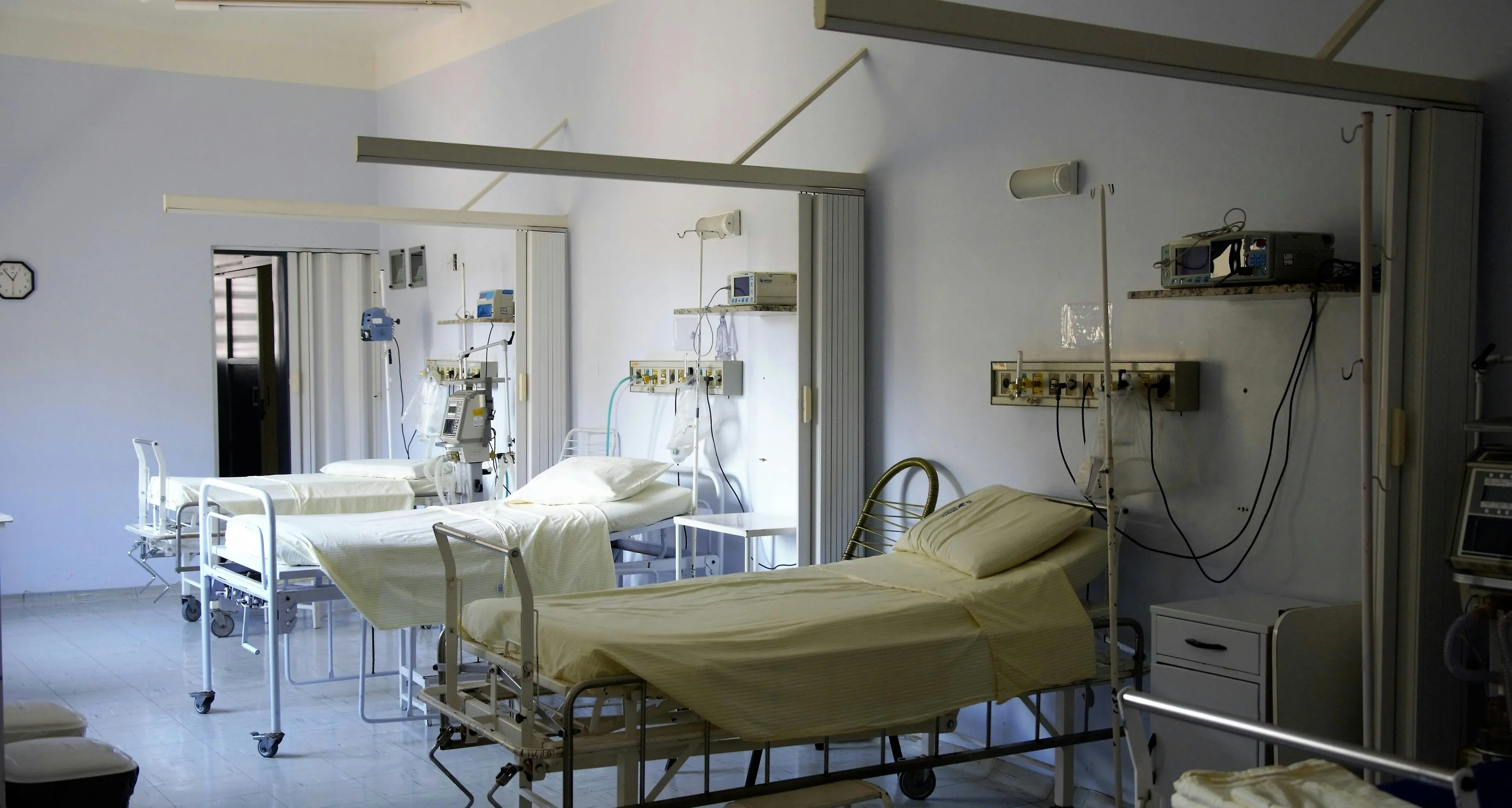 In Calabria quasi una\u00A0famiglia su tre\u00A0rinuncia alle cure: liste d’attesa infinite e costi insostenibili per 10mila cittadini