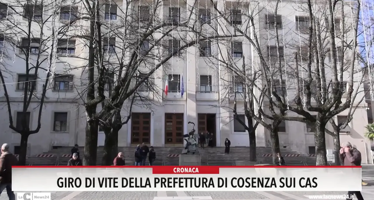 Giro di vite della Prefettura di Cosenza sui Cas