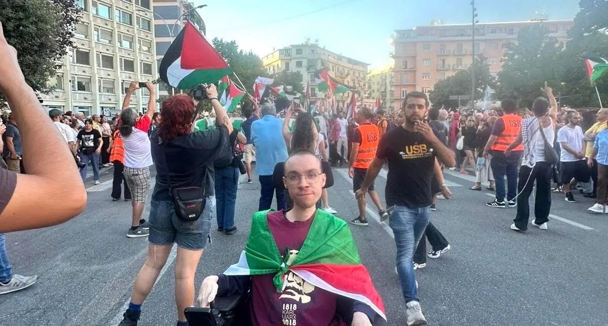 “Io e la distrofia”, così Francesco ha trasformato la malattia in impegno civile: «Istituzioni assenti, c’è ancora tanto da fare»\n