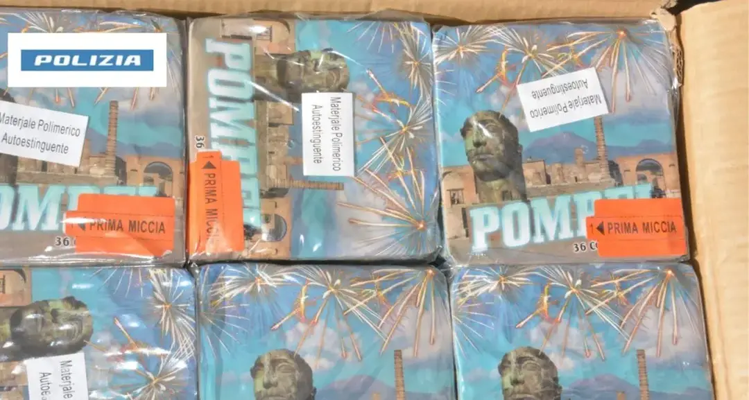 Isola Capo Rizzuto, sequestrati 65 chili di fuochi d’artificio: denunciato il titolare di un negozio\n
