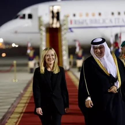 Meloni in Bahrein rafforza partnership economiche e sigla accordi strategici nel settore navale e tech\n