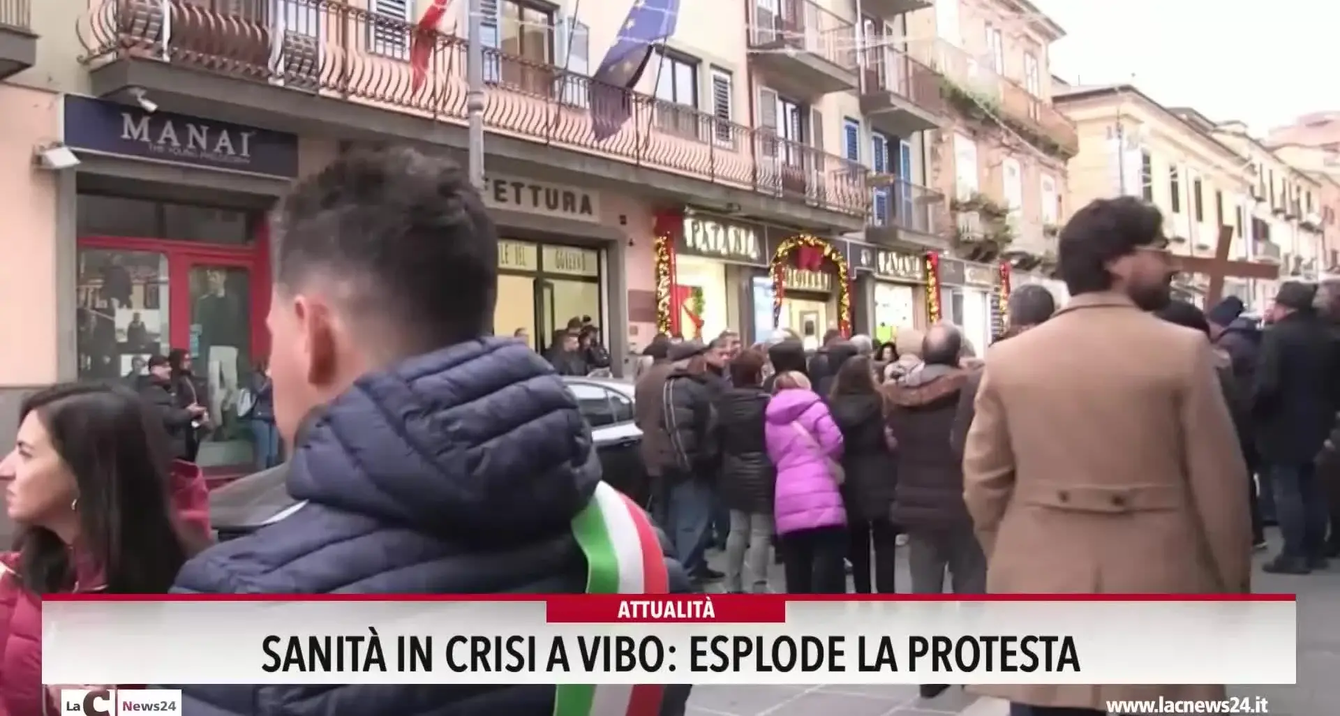Sanita in crisi a Vibo: esplode la protesta di cittadini, comitati e sindaci