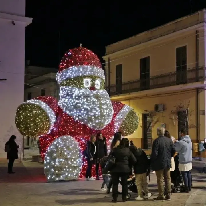 Natale a Tropea, il Comune approva il programma del “Borgo incantato”\u00A0e blinda il centro storico con aree pedonali e\u00A0Ztl\u00A0\n