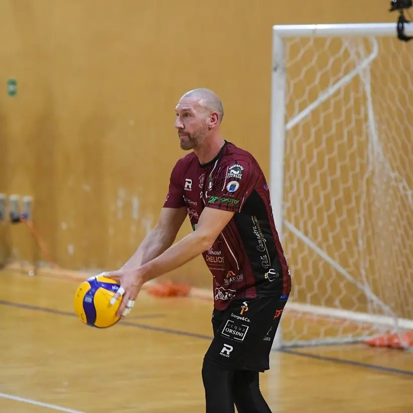 L’Amaro Dhelios Reggio\u00A0batte Montalto al tie-break in trasferta,\u00A0Scopelliti: «Una vittoria che ci\u00A0voleva»\n