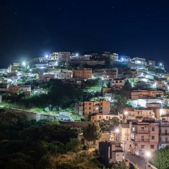 Mercatini, dj set e show cooking: a Motta San Giovanni tutta la magia delle feste\n