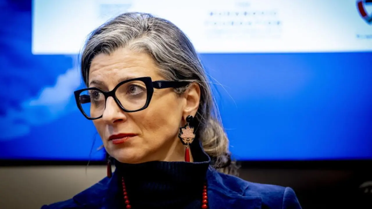 Riace propone la cittadinanza onoraria a Francesca Albanese. Lucano: «Non possiamo tacere sulla Palestina»\n