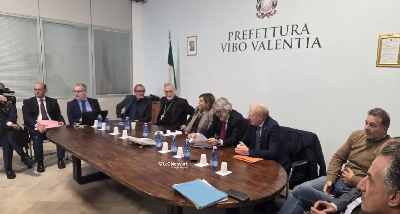 Vertice sulla sanità, soddisfatti Romeo e Giordano: «Tavolo permanente con la Regione e un “Dca Vibo”»\n
