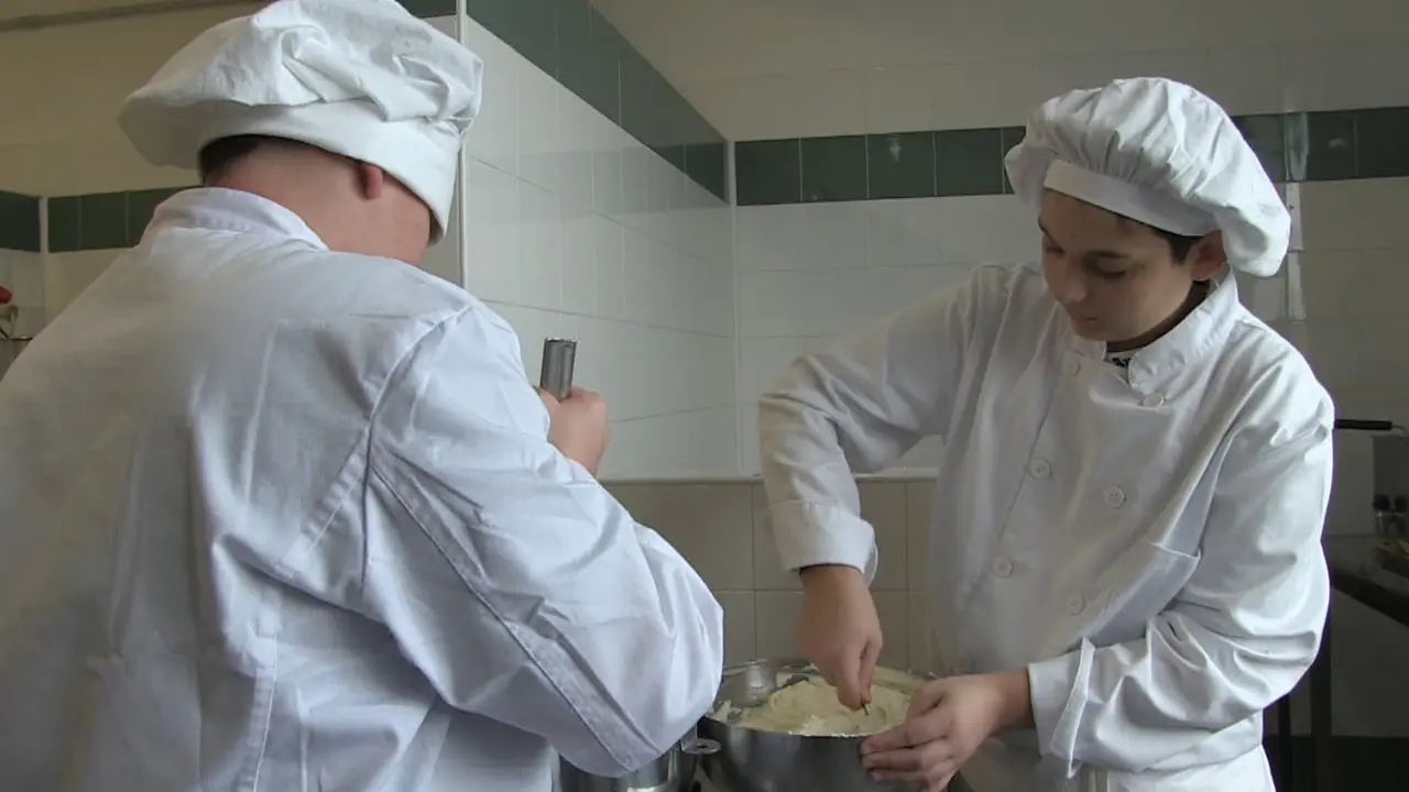 L’Alberghiero di Vibo accoglie gli studenti calabresi con disabilità per una giornata all’insegna dell’inclusione e del talento\n