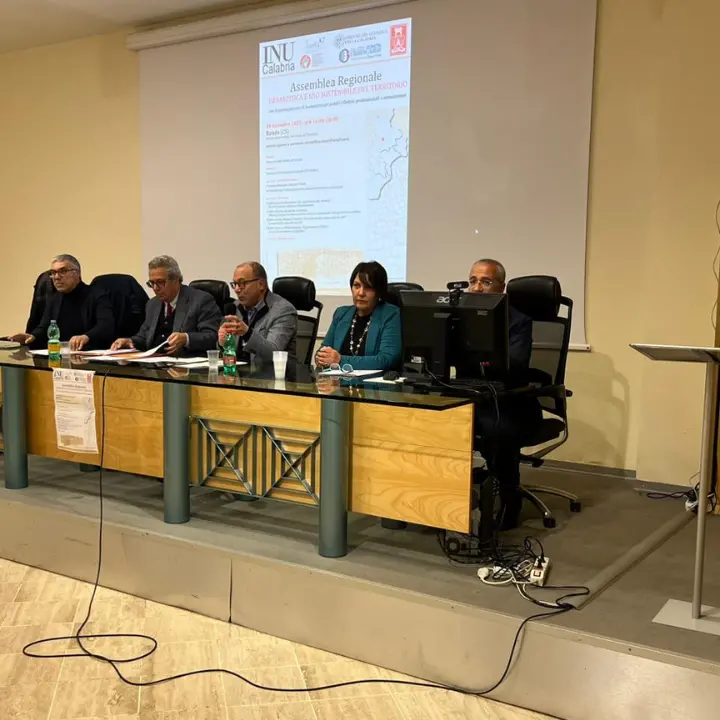 A Rende l’assemblea regionale INU Calabria: «L’uso sostenibile del territorio va rimodulato»