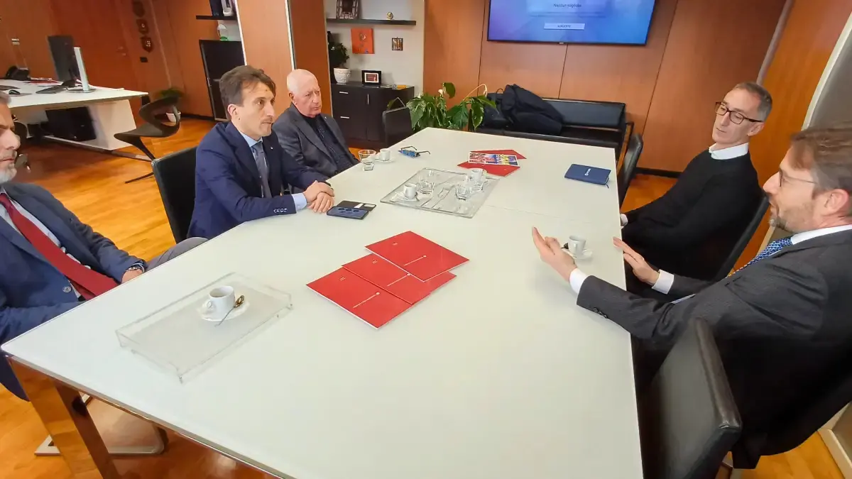 NTT Data punta\u00A0ancora su\u00A0Rende:\u00A0«Qui competenze ed entusiasmo, investiamo sui talenti formati dall’Unical»