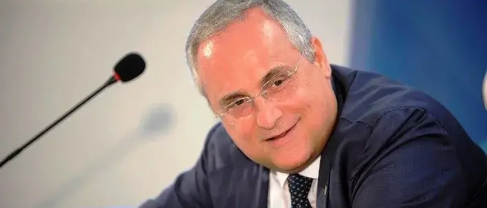 Il gol\u00A0di Lotito confermato al “var”: l'Asp di Cosenza assegna il mega appalto per le pulizie\n