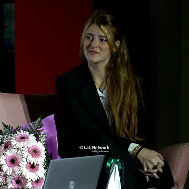 «Venduta da mia madre e usata come un bancomat ma ho trovato la forza di ribellarmi»: Maila Micheli commuove Praia a Mare