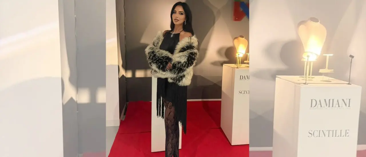 La modella Ortensia Imbrogno indossa Damiani a Cosenza