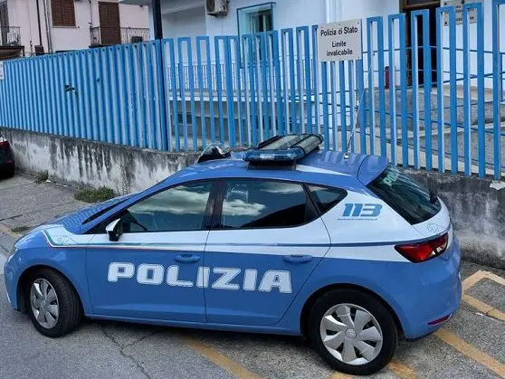 Furti in abitazione a Taurianova e Vibo Valentia: arrestata coppia a Scampia