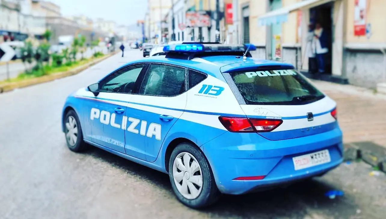 Furti in appartamento a Vibo con video su Tik Tok, arrestata coppia napoletana\u00A0di ladri “social”\u00A0\u00A0\n