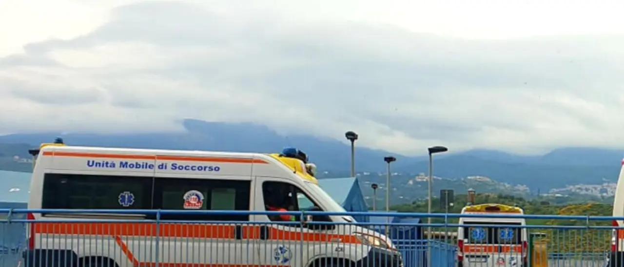 Digitalizzazione dei Dea, il Pd: «I target europei non curano nessuno, in Calabria emergenza-urgenza a terra»\n