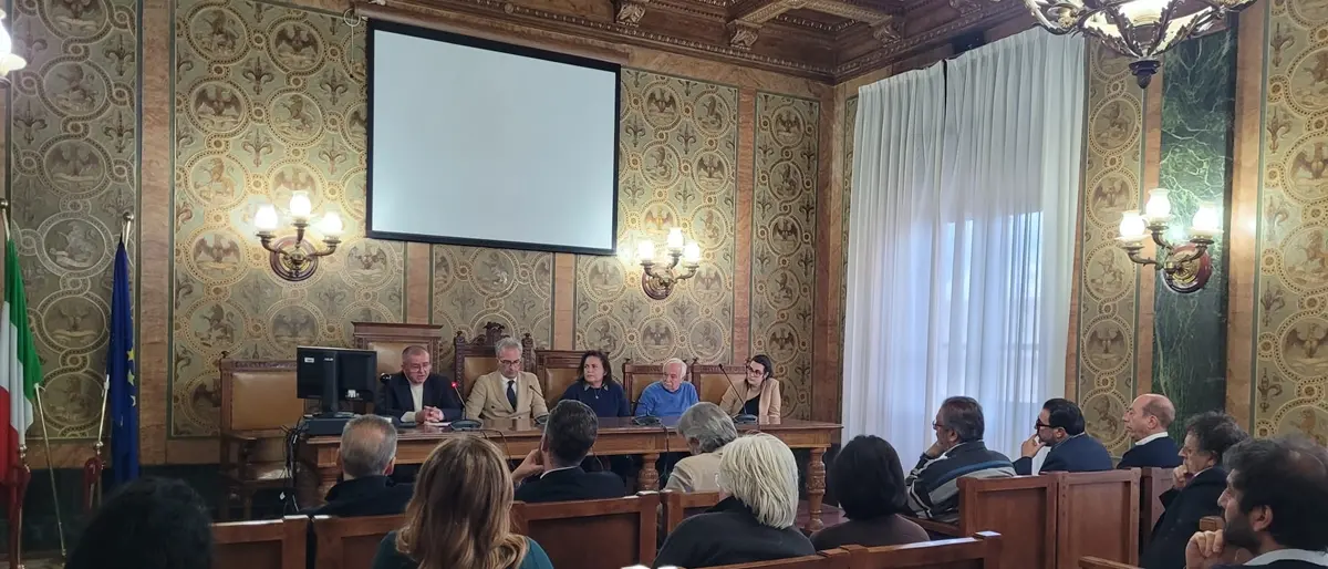 \n\nAlla Camera di commercio di Reggio\u00A0il comparto agrumicolo reggino\n\nfa squadra per difendere il prodotto\n