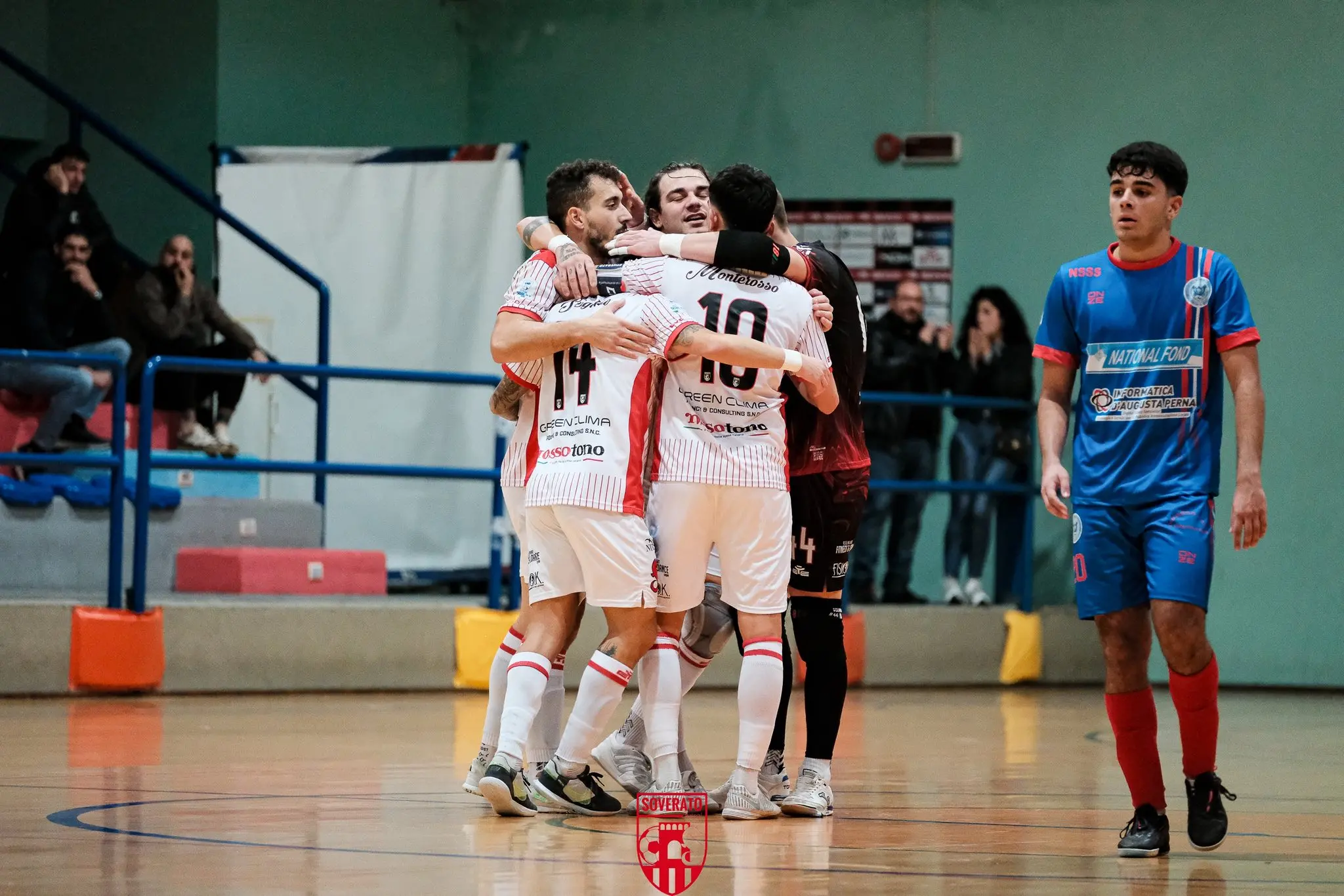 Futsal, vittoria pesante del Soverato: 3-2 al Mascalucia. In A2 oggi\u00A0Acri e Blingink in cerca di ossigeno\n