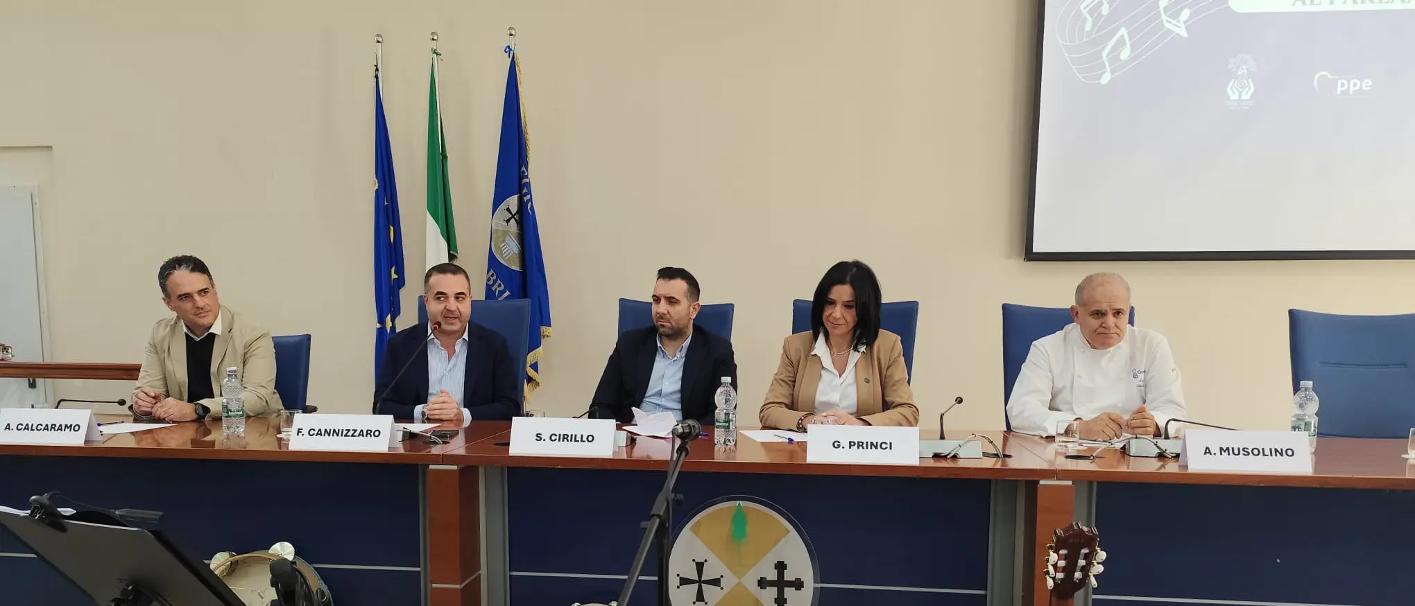 “Christojenna”, la scommessa di Giusi Princi per conquistare l’Europa: «Portiamo l’anima del Natale calabrese a Bruxelles»\n