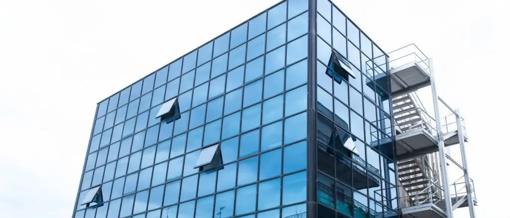 L’Asp di Reggio riassegna i budget per nuove strutture accreditate. Lo studio radiologico di Siderno insorge: «Squilibrio evidente, colpiti i territori più fragili»\n