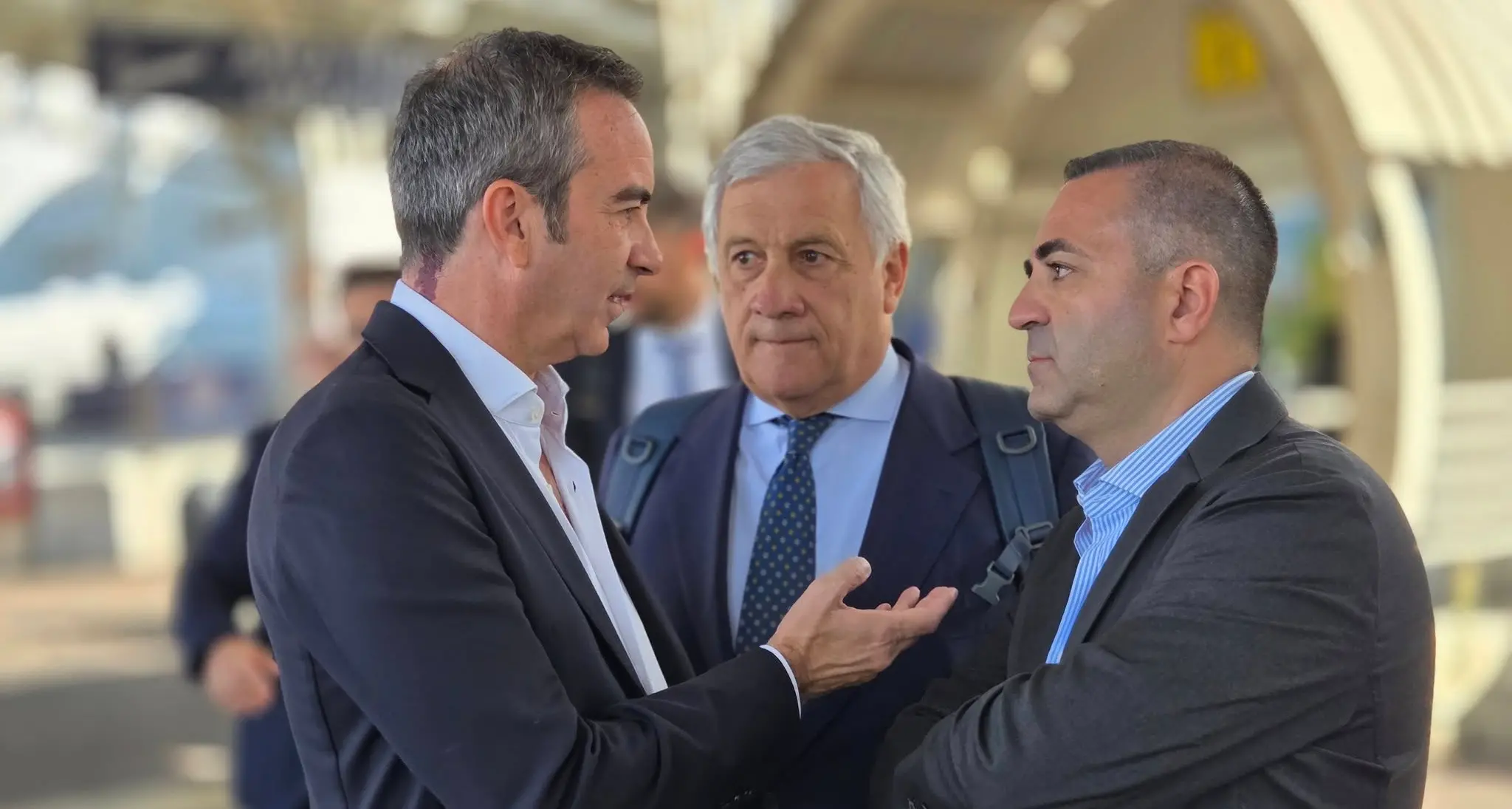 Forza Italia, Tajani non sta a guardare il tentativo di scalata di Occhiuto e prova a sparigliare le carte in Calabria