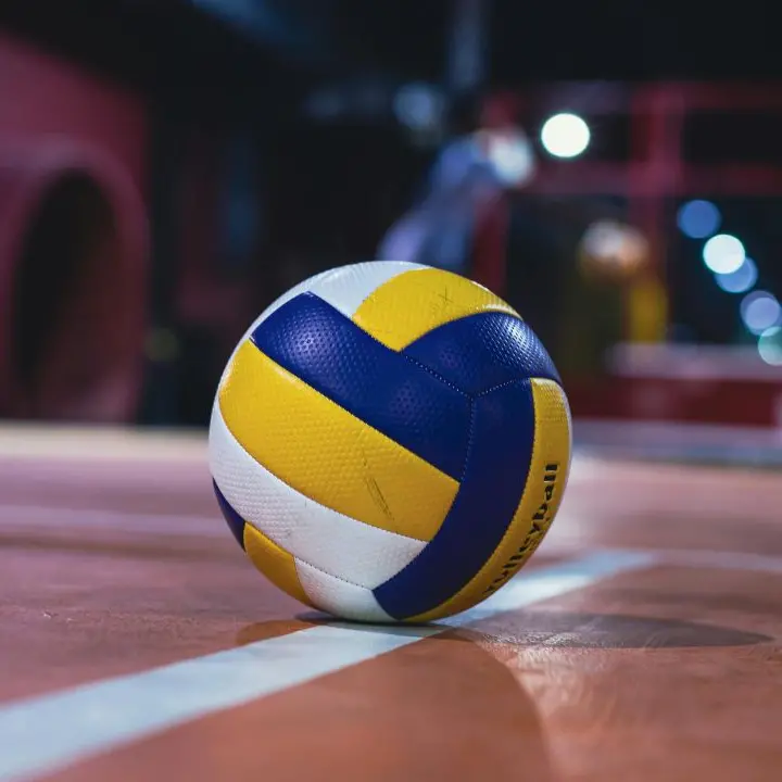 Monossido di carbonio in palestra, atlete svengono durante una gara nel Catanese: «Hanno rischiato la vita»\n