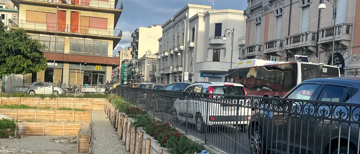 Lavori terminati ma nessuna apertura al pubblico, l'area archeologica di Piazza Garibaldi rimane off limits per turisti e reggini\n