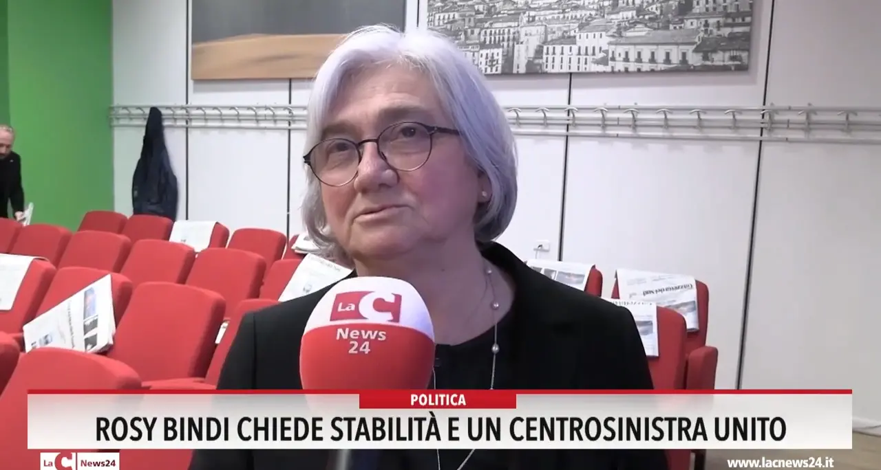 Rosy Bindi chiede stabilità e un centrosinistra unito