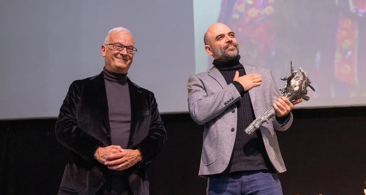 Cittanova, a Roberto Saviano\u00A0 il\u00A0Premio “Ulivo Mediterraneo” 2025\n